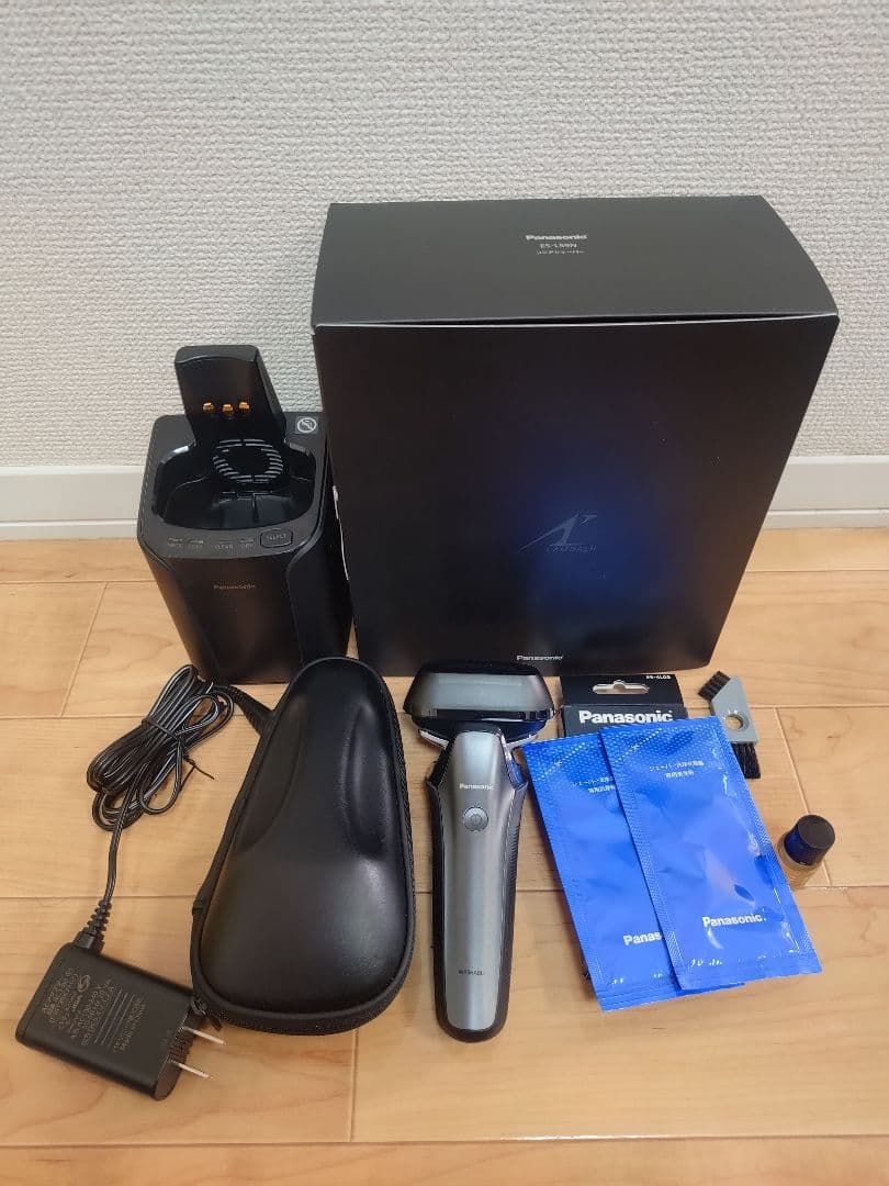 パナソニック ラムダッシュ リニア 6枚刃 洗浄器 ES-LS9N-K 100000001006081219_10205_001.jpg