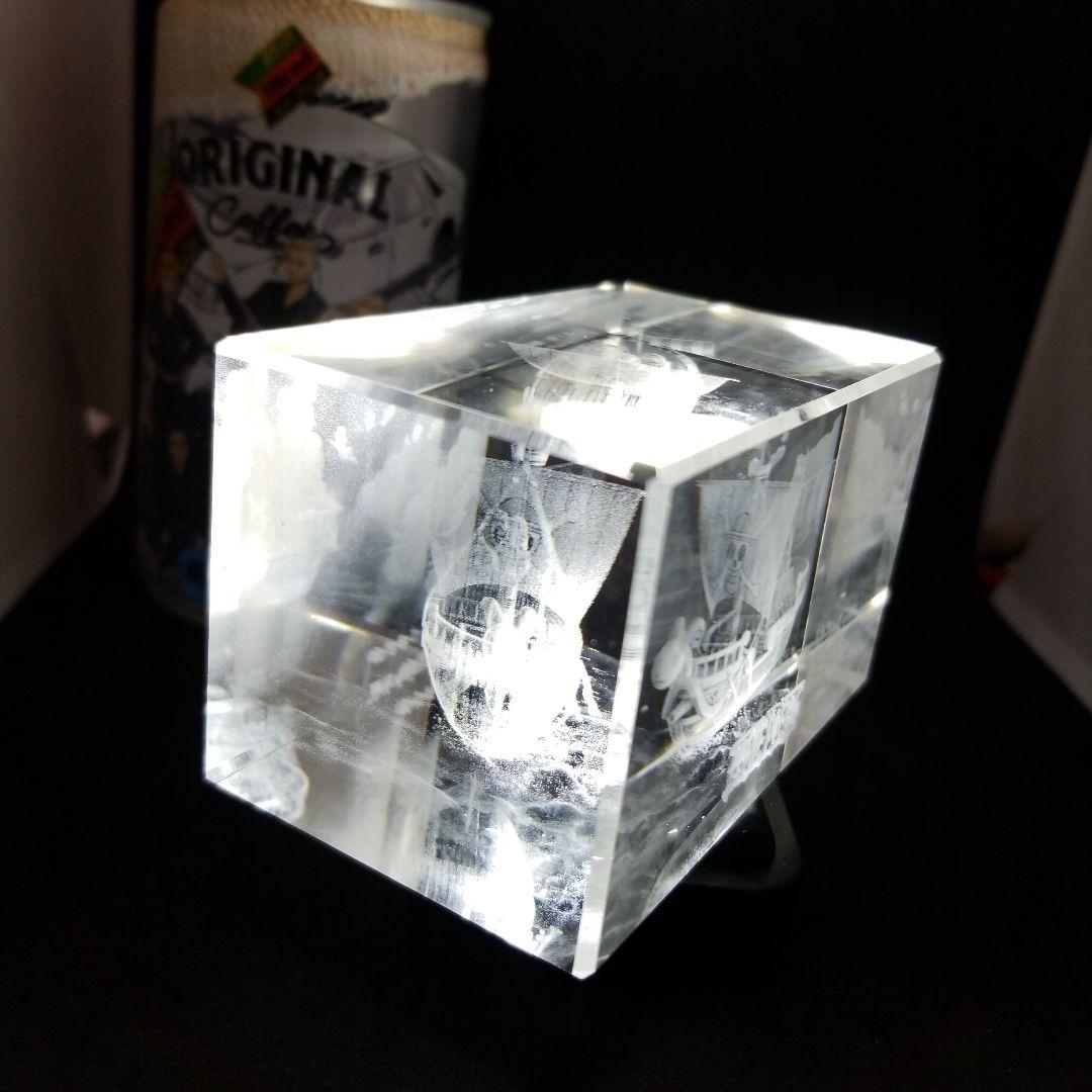 ワンピース　3Dクリスタルガラス
