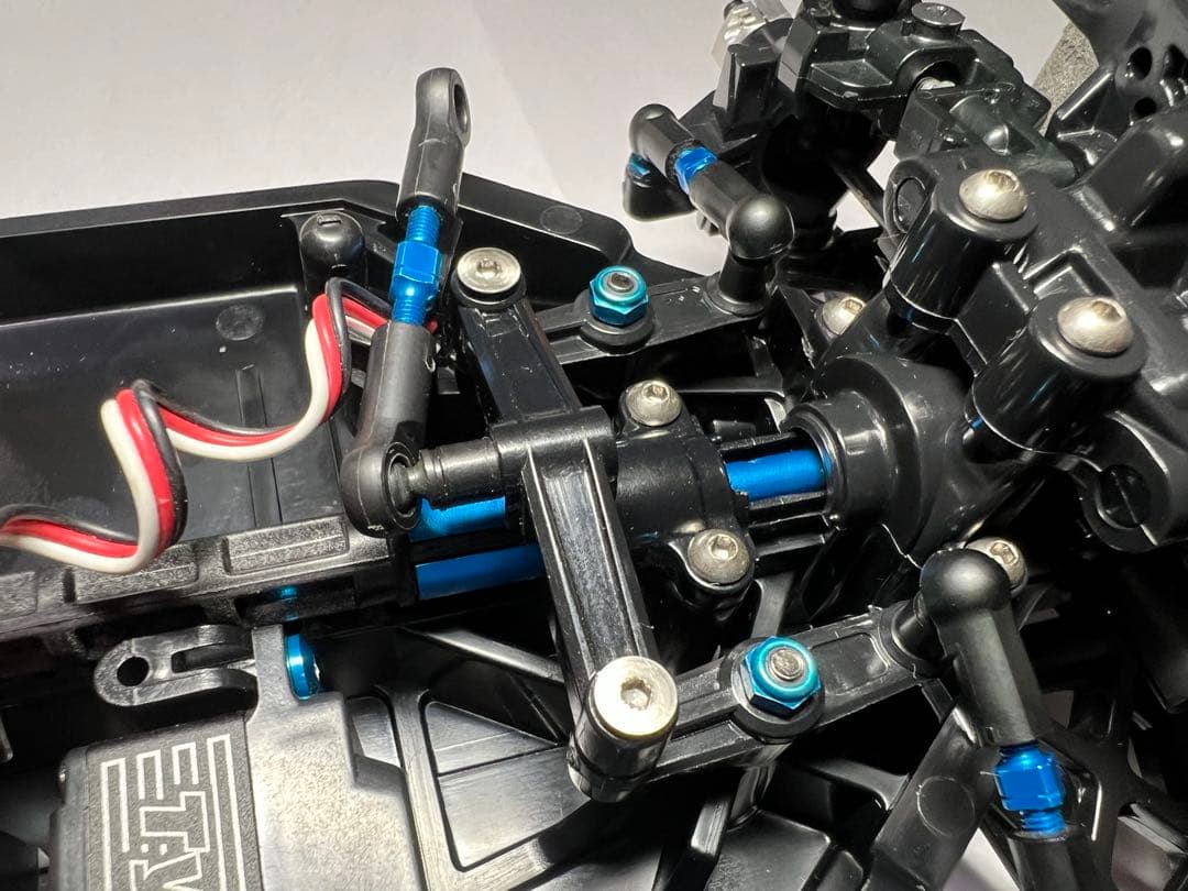 タミヤ　TT-02 完成車　メカ付きブラシレスモーター