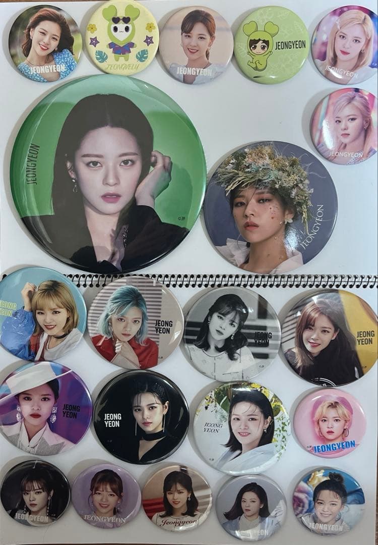 TWICE ジョンヨン 缶バッジ まとめ売り - メルカリ
