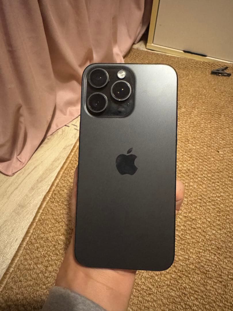 小林 愛 Apple iPhone15 Pro Max512GB,美品