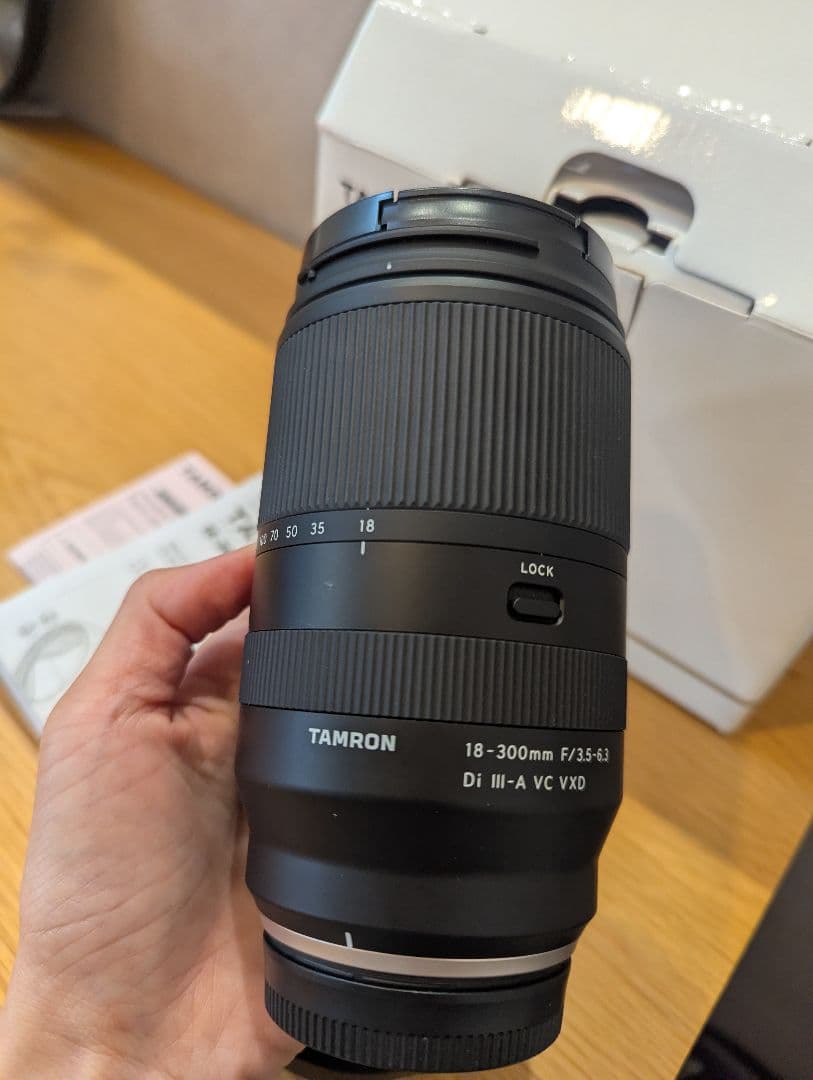 美品TAMRON18-300mm F3.5-6.3 Di III-AVCVXD