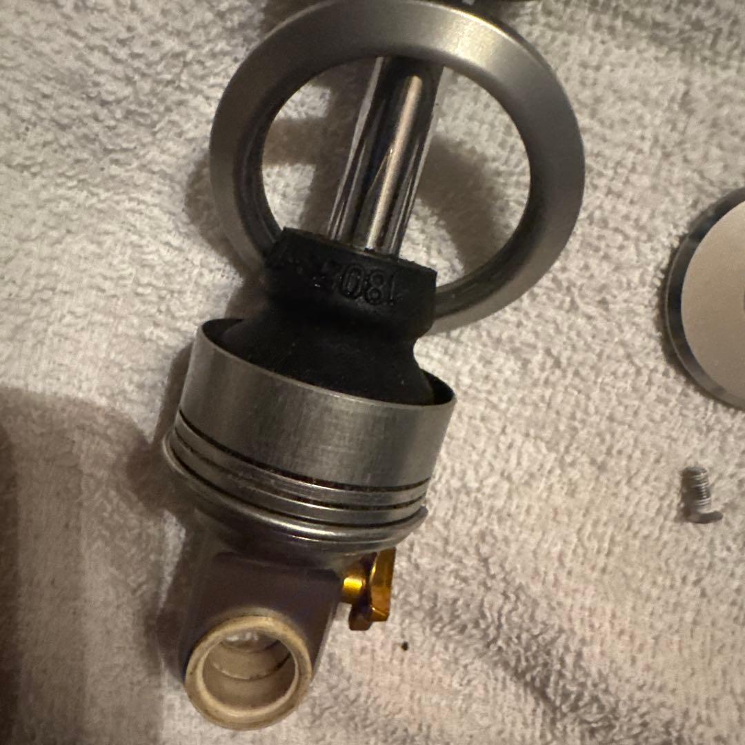 Öhlins TTX22M.2 Coilリアショック230×60※スプリング無し - メルカリ