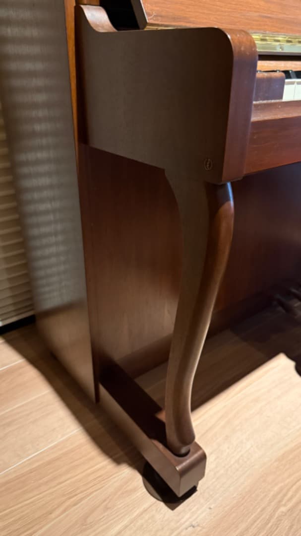 YAMAHA アップライトピアノ W110BW 艶消しウォールナット 猫足 - メルカリ