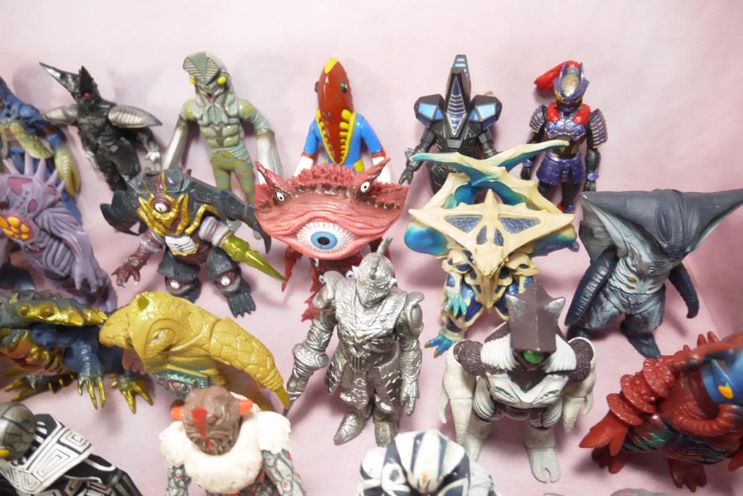 ウルトラ怪獣シリーズ ギガキマイラ など 怪獣ソフビ 68体 - メルカリ