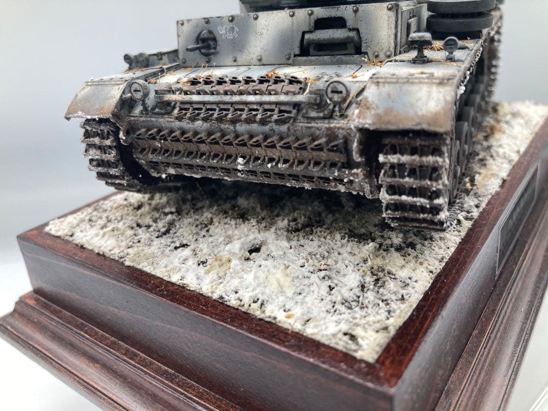 戦車模型完成品 1/35 3号戦車L型 ヴィネット全塗装済み完成品