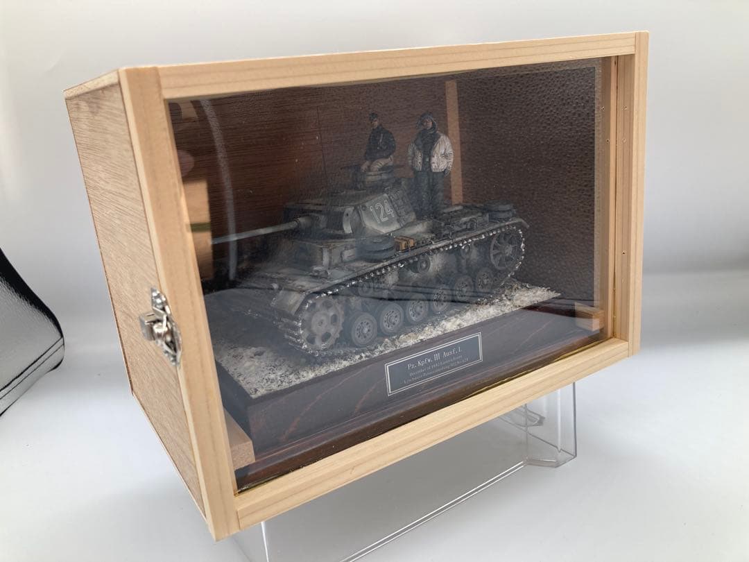 戦車模型完成品 1/35 3号戦車L型 ヴィネット全塗装済み完成品