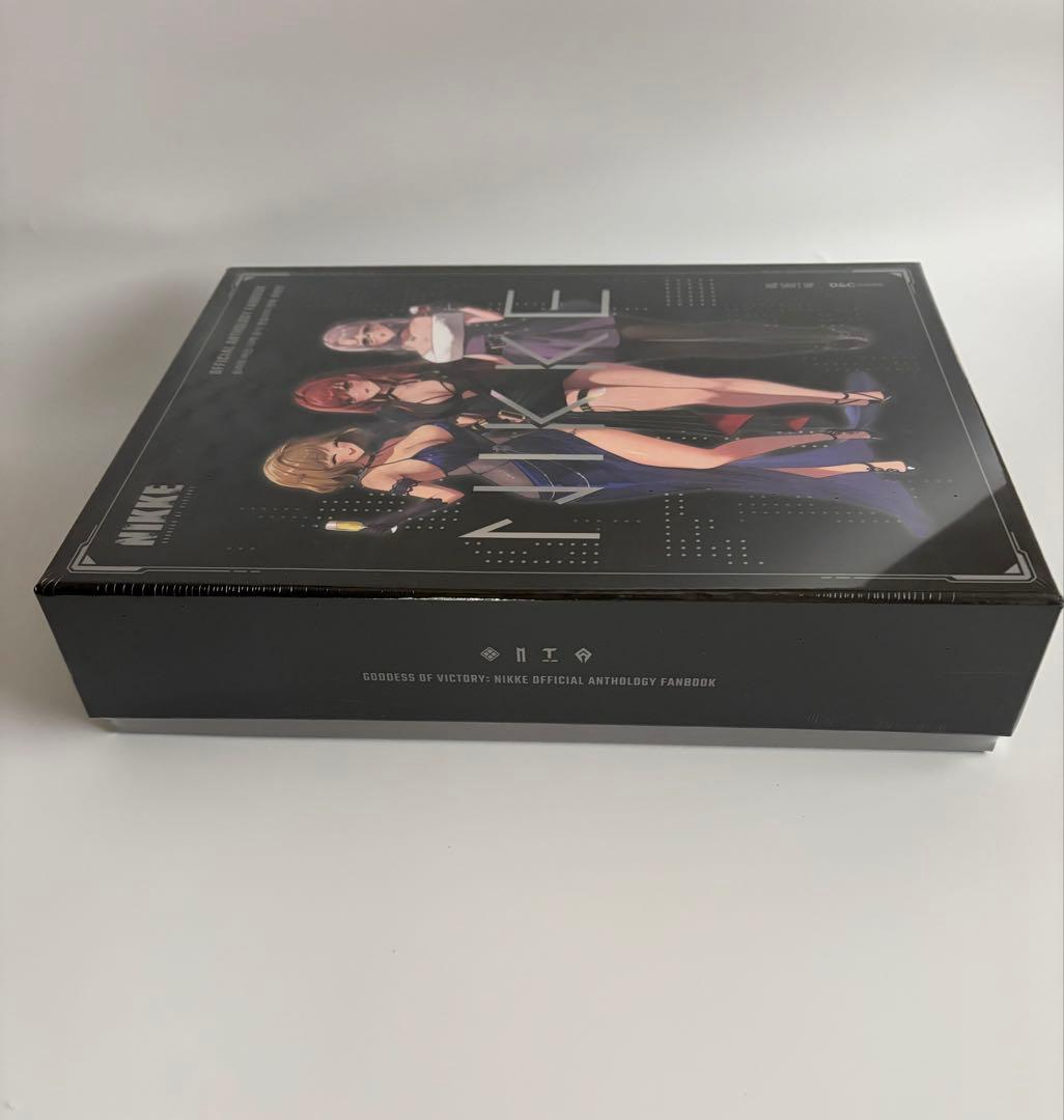 勝利の女神NIKKE 公式 アンソロジー ファンブック 特装版 パッケージ 韓国