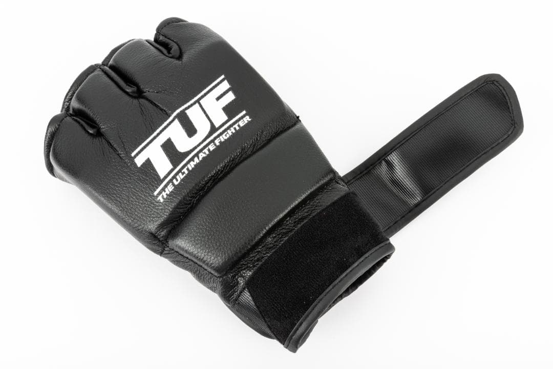 公式販売店【独占】UFC3Eight 公式試合用 グローブ新品 激レアS-L