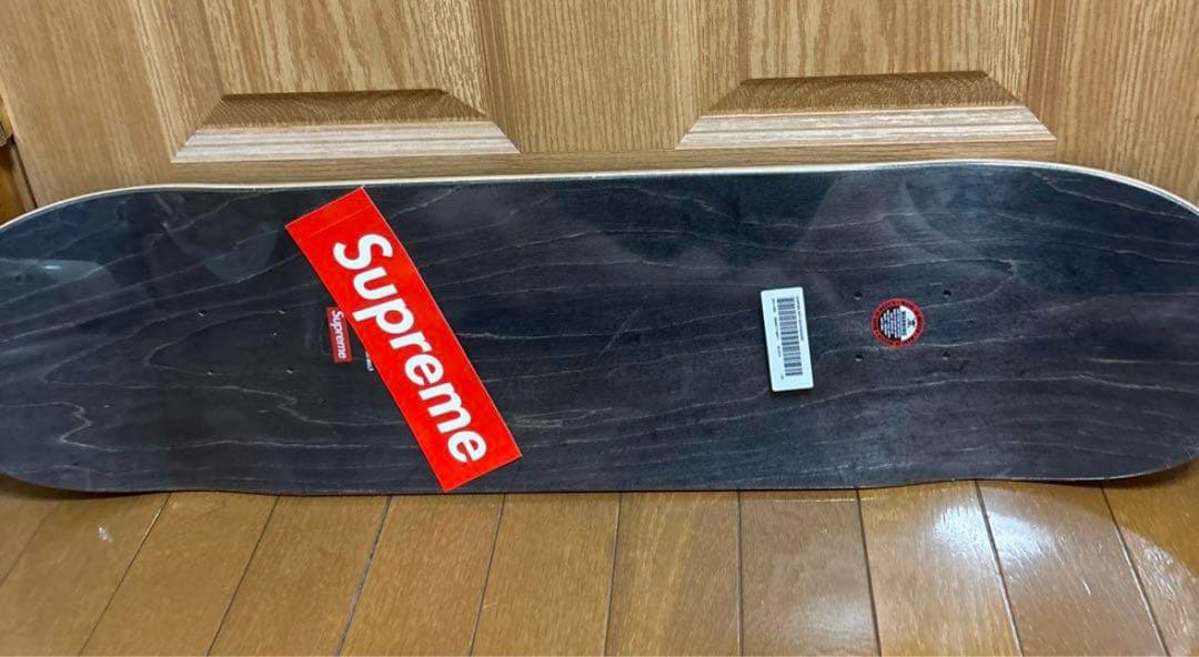 超レア SUPREME 吸血鬼デザイン スケートボード VAMPIRE BOY - メルカリ