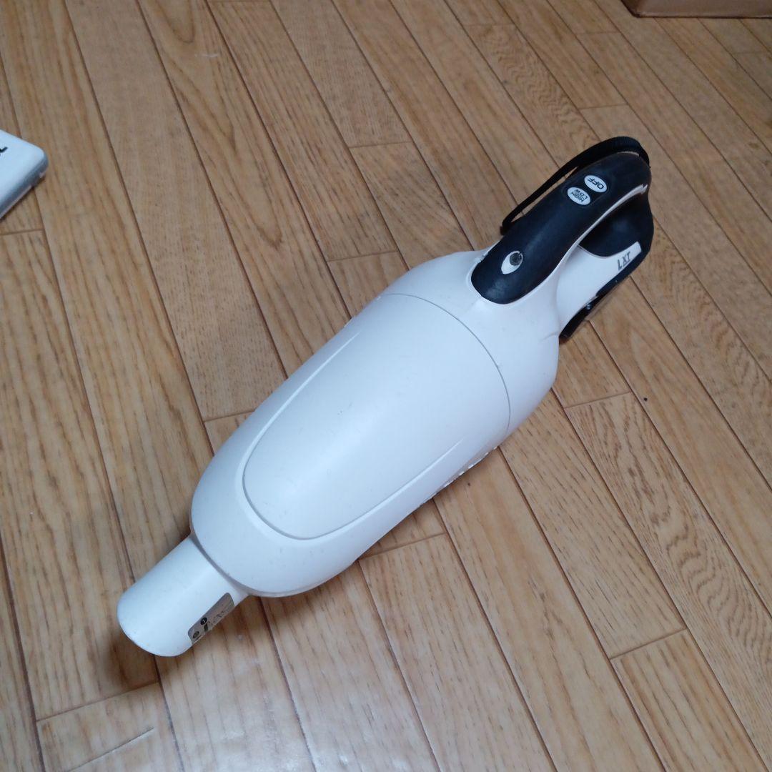 マキタ14.4V充電式クリーナCL141FD純正バッテリー、純正急速充電器付