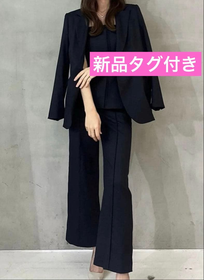 84【新品タグ付】anuans ピンタックストレートパンツ （NAVY） - メルカリ