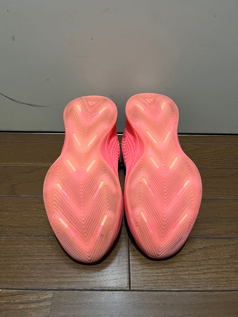 アディダス A.E.1 ロー \"アシッドレッド/コアブラック/アシッドオレンジ\"