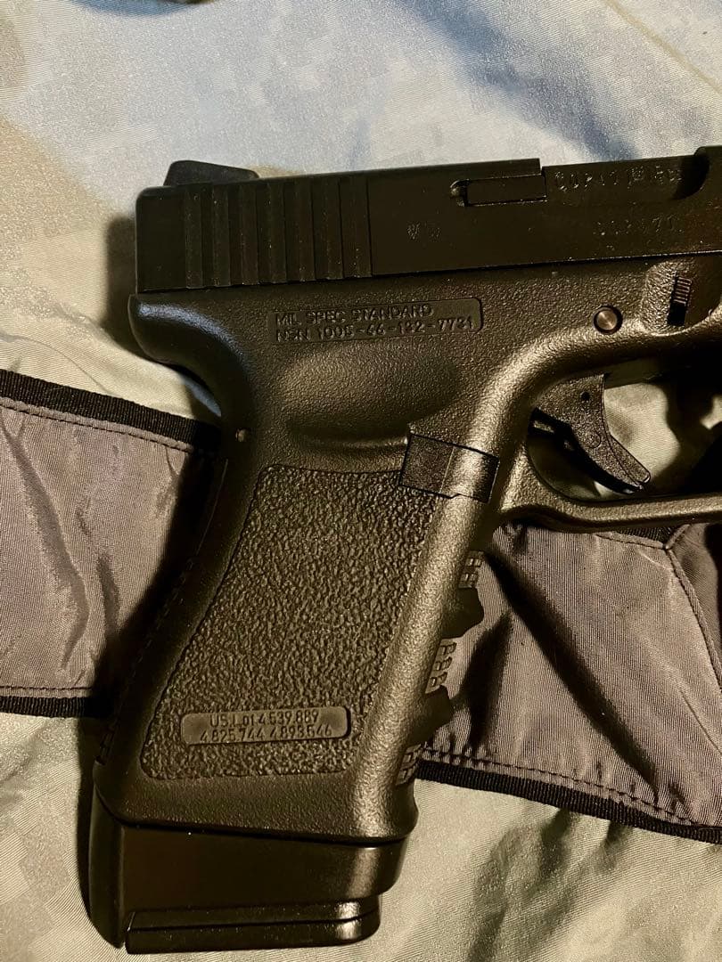 KSC製　ガスブローバックハンドガン　G23F 中古品　グロック23F