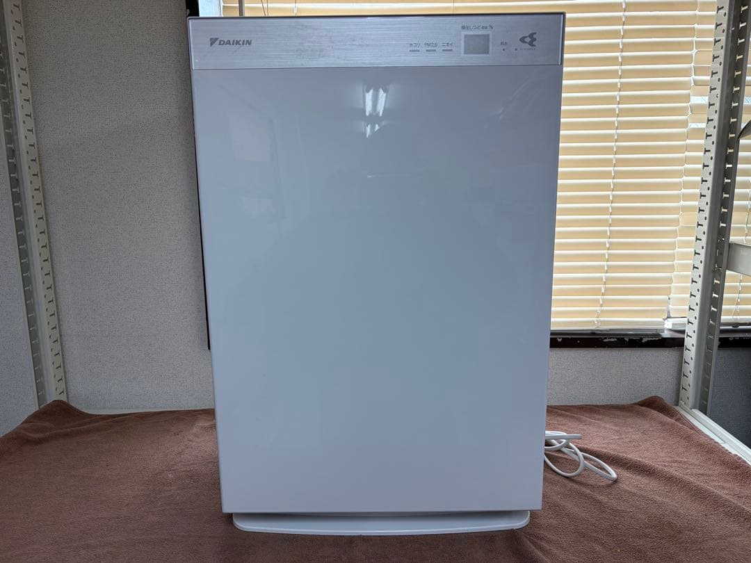 DAIKIN 加湿空気清浄機 ACK70V-W 19年製 ダイキン ACK70V-T [ビターブラウン] 価格比較 - 価格.com