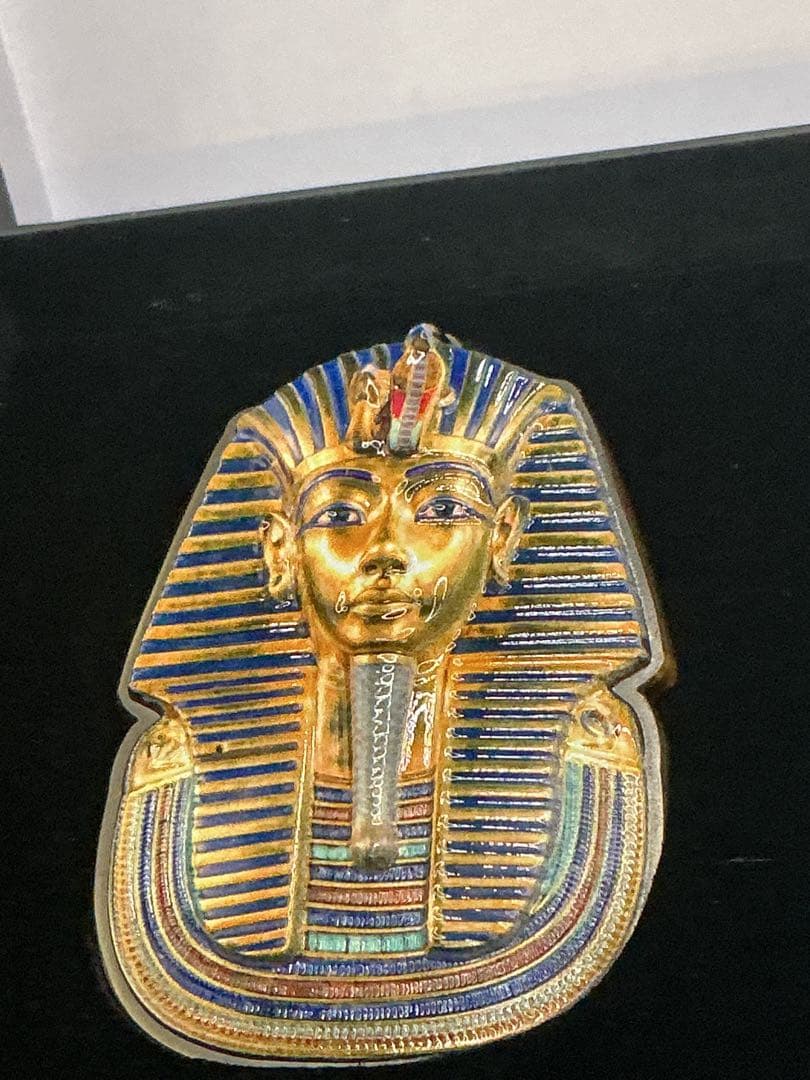 ツタンカーメン王 デスマスク発見100周年記念 シェイプコイン（2025年