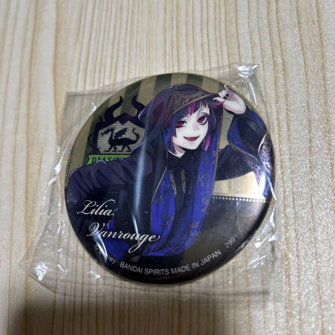 ツイステ リリアヴァンルージュ 缶バッジ - メルカリ