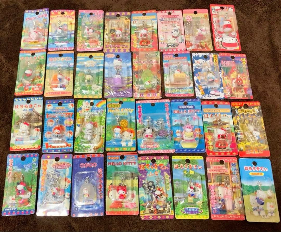 レア含む　ご当地キティ　359個　ロリータ/イチゴ根付/コラボ/非売品　おまとめ