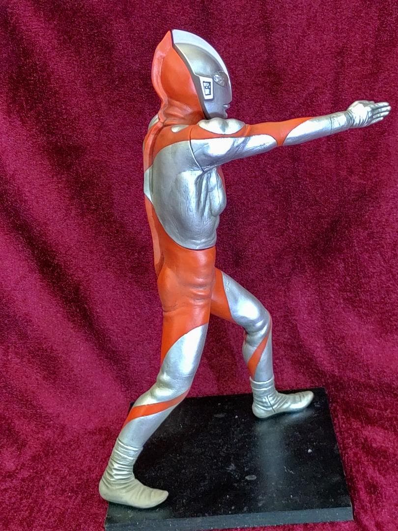 ウルトラマン CCP 発光ギミック付 Cタイプ　ウルトラスラッシュ　中古品