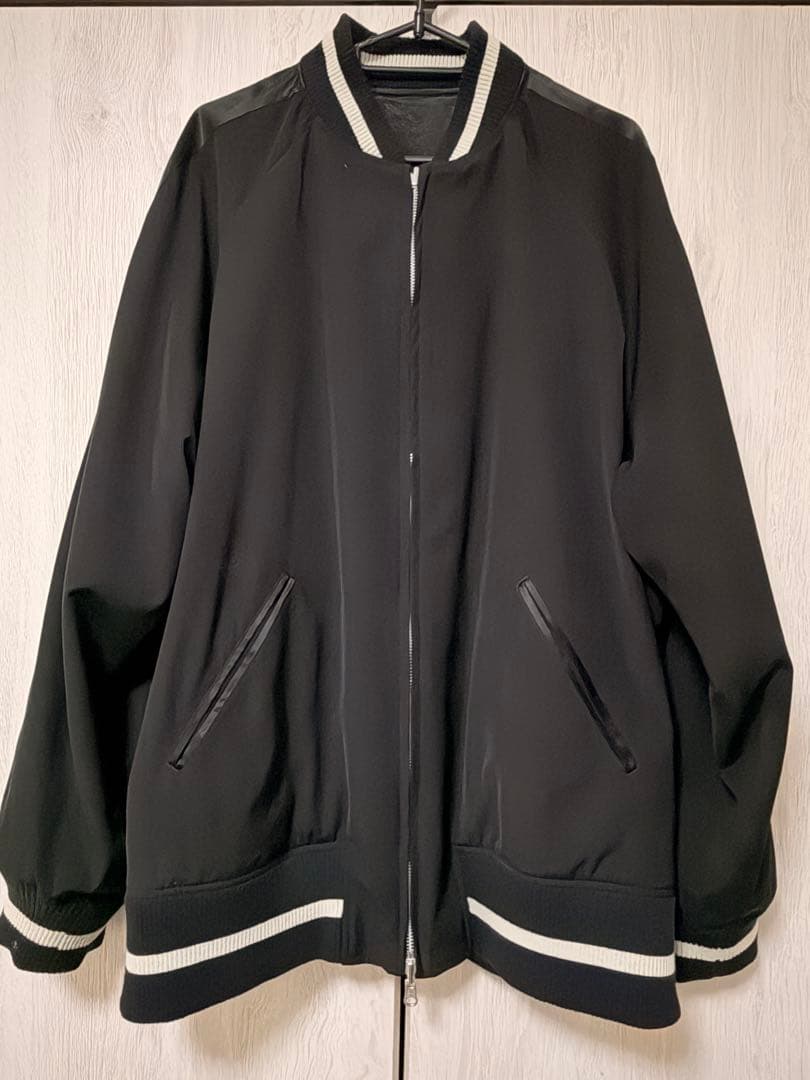 S'YTE ヨウジヤマモト 23SS オウム刺繍リバーシブルスカジャン - メルカリ