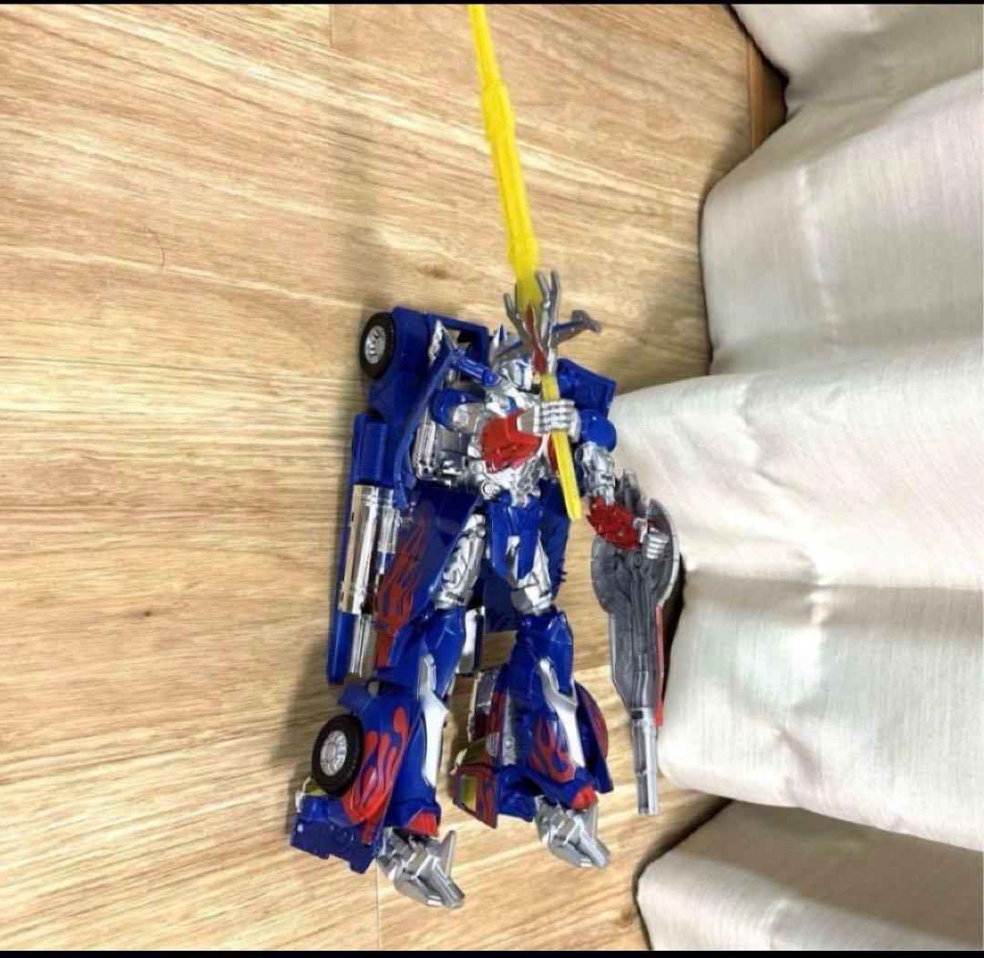 【 美品⠀】 トランスフォーマー オプティマスプライム フィギュア 変身 箱付き
