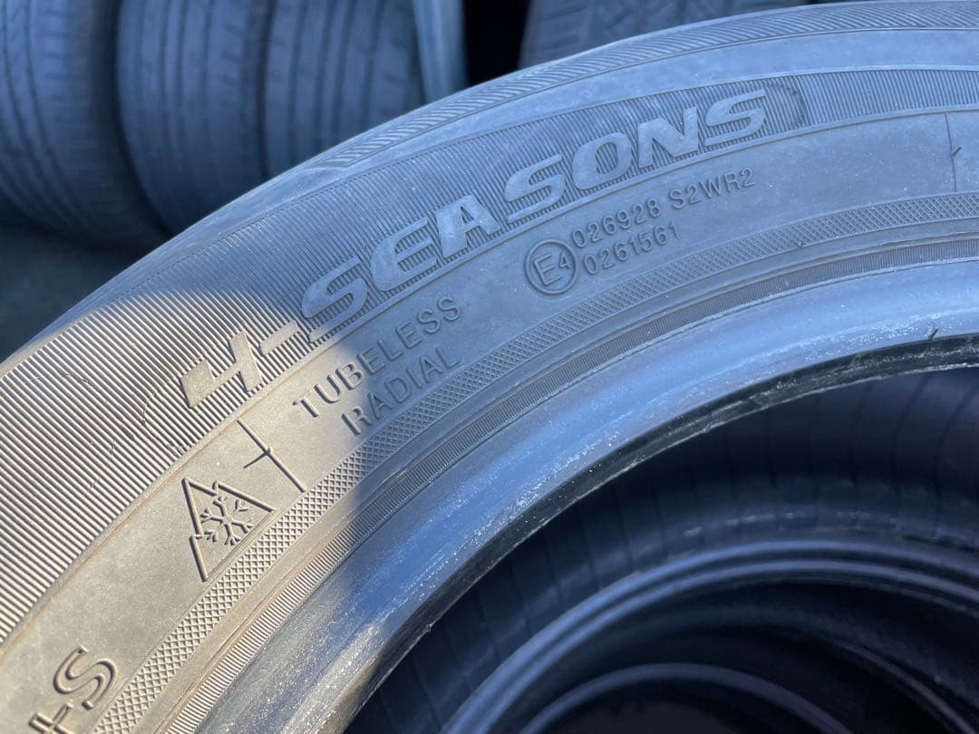 ②中古タイヤ2本セット！225/45R18 ダンロップ ディレッツァDZ101