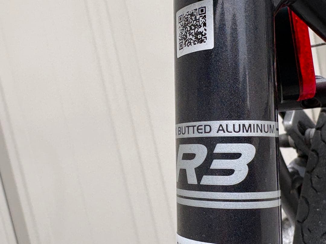 GIANT ESCAPE R3 ジャイアントクロスバイクエスケープR3 埼玉引取