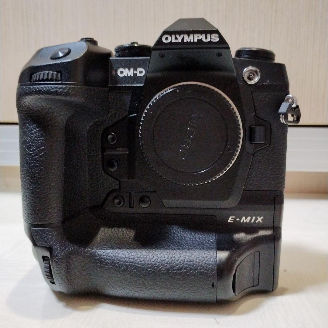 OLYMPUS OM-D E-M1X ミラーレス一眼 オリンパスのプロ向けミラーレス「OM-D E-M1X」レビュー、注目の新機能