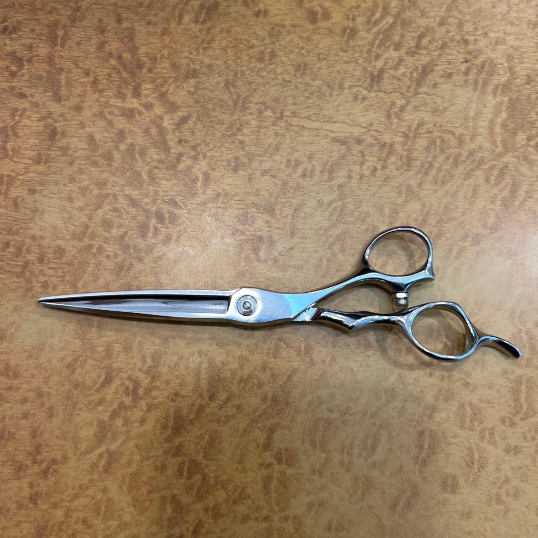 トギノンドクターシザー