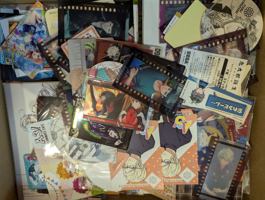 ノンジャンル　１３００枚以上　紙類　大量　まとめ売り　ブロマイド　ポストカード