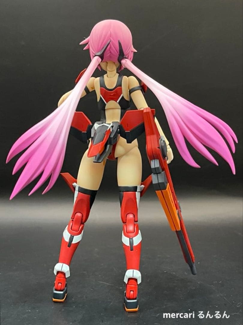 フレームアームズ・ガール スティレットSwimsuit Ver.塗装完成品②