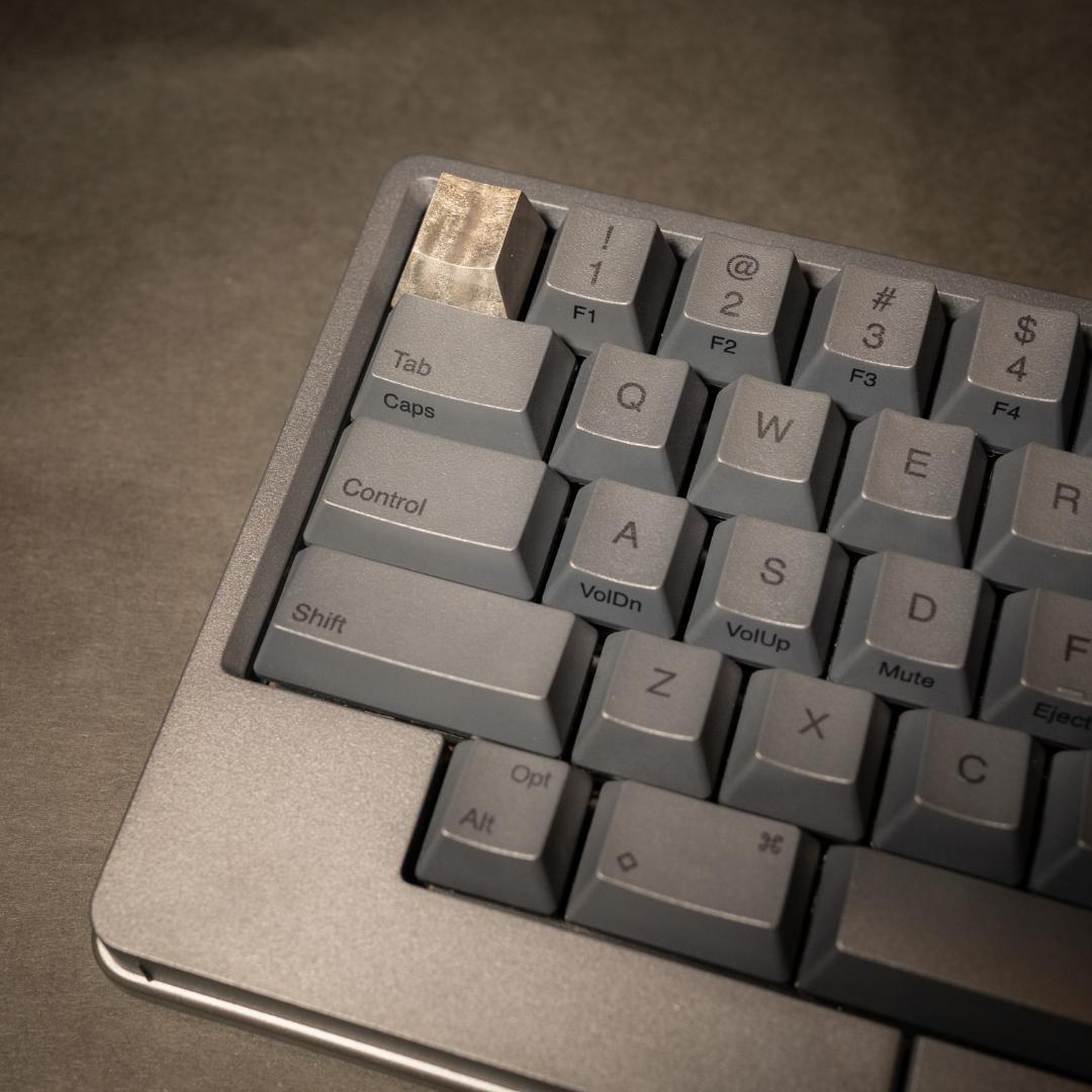 HHKB studio メタルウッドキーキャップ Esc - メルカリ