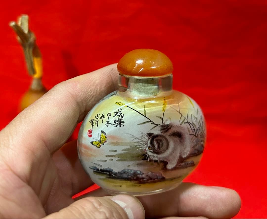 手描き 內繪鼻煙壺「猫」中国美術品 贈り物 プレゼント 人気 置物 御守り