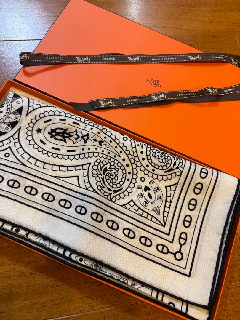 大人気❣️【新品】HERMES カシシル《シュヴァル・ドゥ・クール