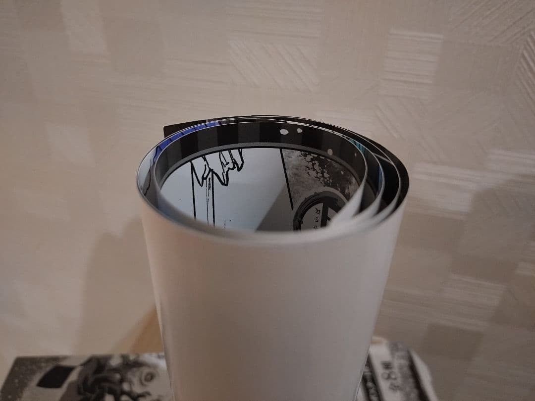 モノクロ漫画ポスター ロール状