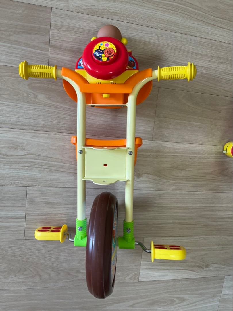 【美品】室内　アンパンマン デラックスII 三輪 アンパンマン三輪車