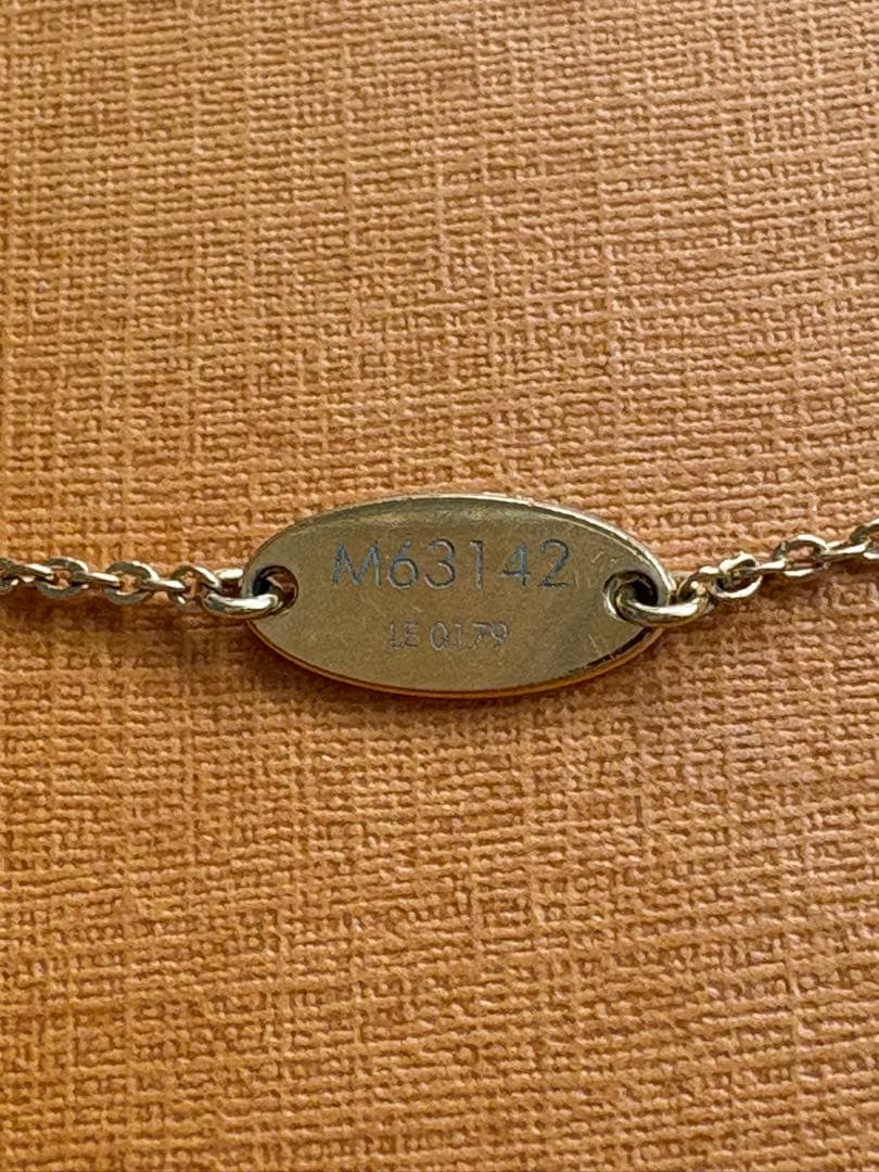 yuka'sSHOP様専用】Louis Vuitton チャーム付きブレスレッ - メルカリ