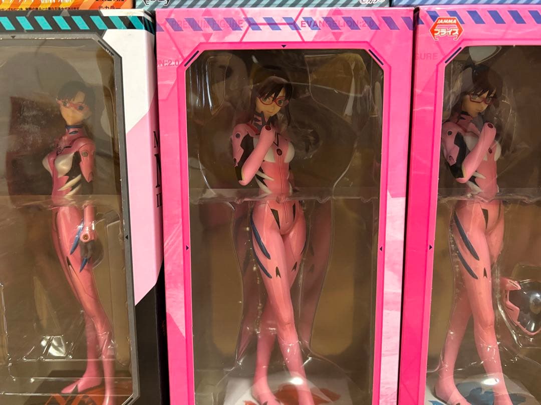 新品、未開封エヴァンゲリオンフィギュア　13体セット
