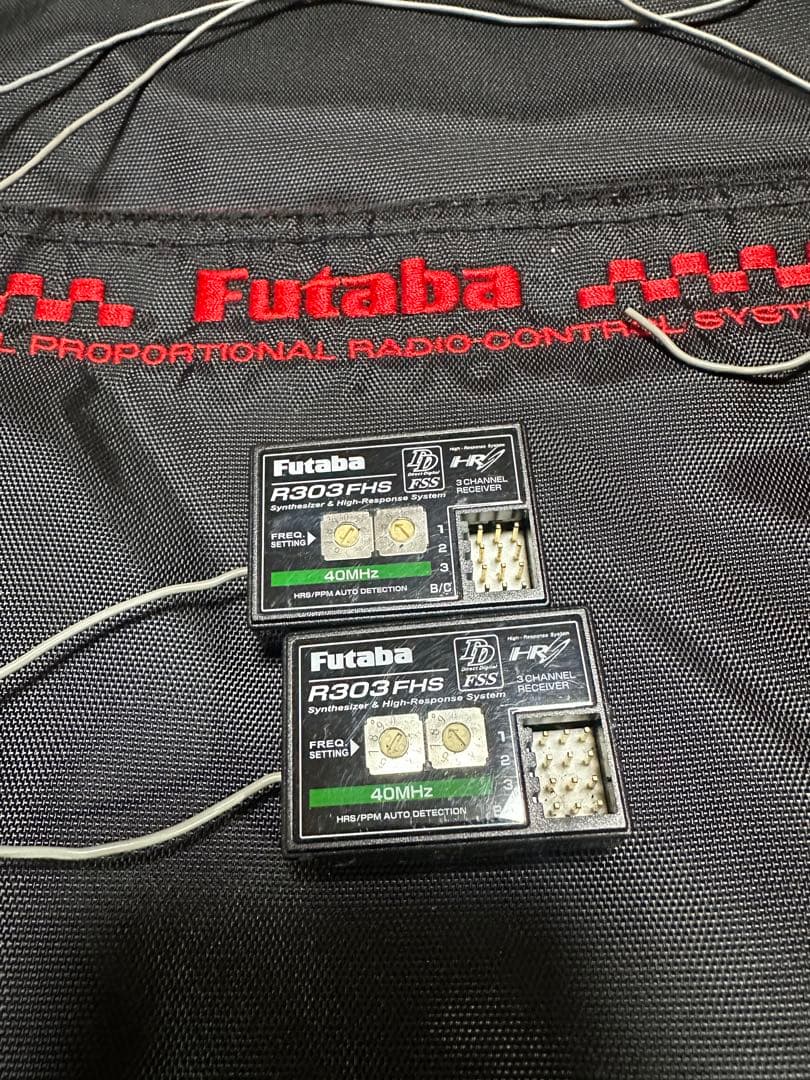 フタバ 3PK SUPER 40MHz R303FHS×2個 フタバ純正バッグ付