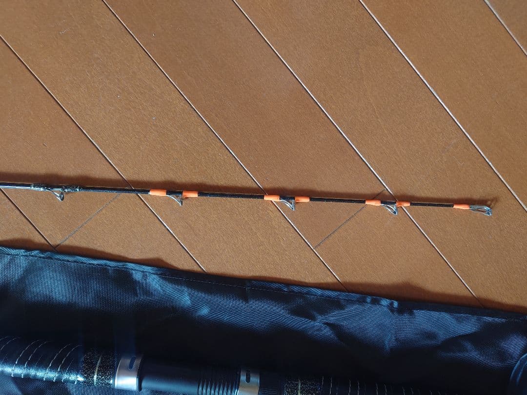 ゴクスペ 無限ピュア180-100 船竿 専用ケース付 - ロッド最新