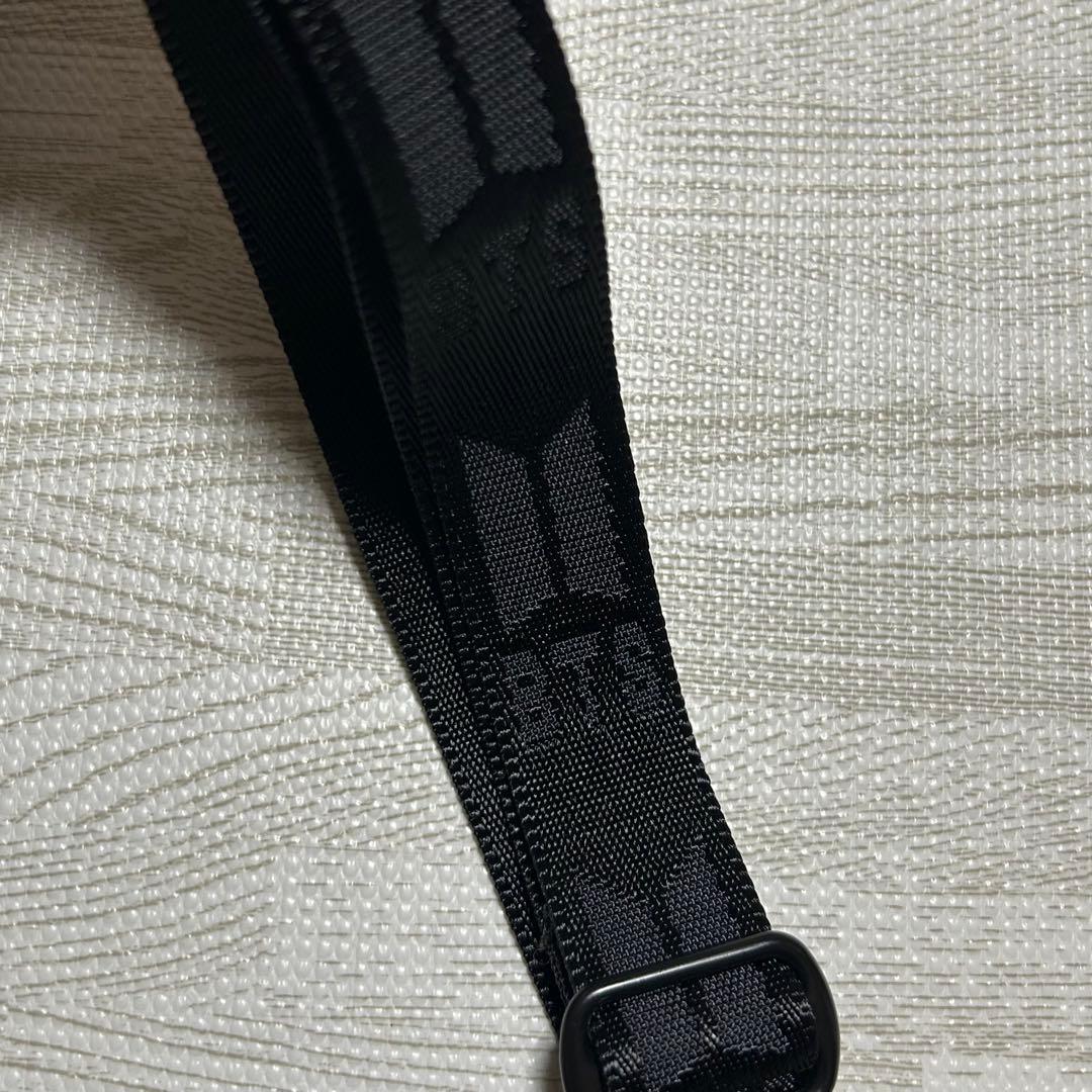 BTS NEWERA コラボ　バッグ　ポシェット　ショルダーバッグ　ばんたん