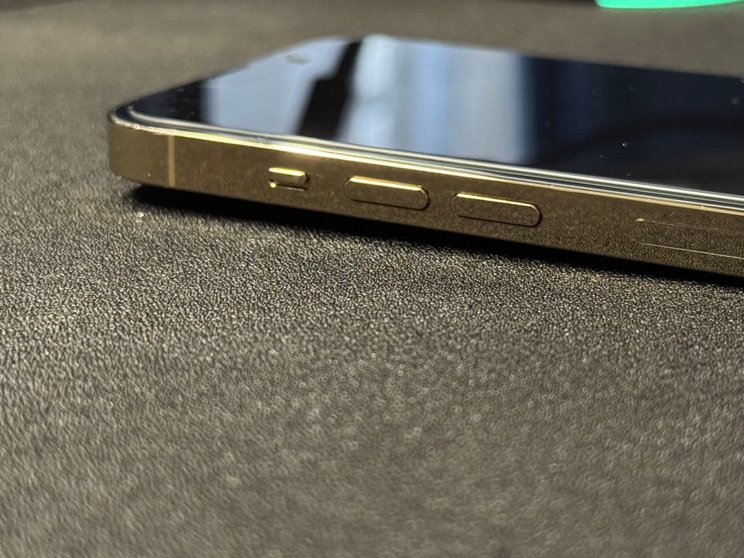 iPhone 13 Pro 256GB ゴールド 純正バッテリー99% - メルカリ