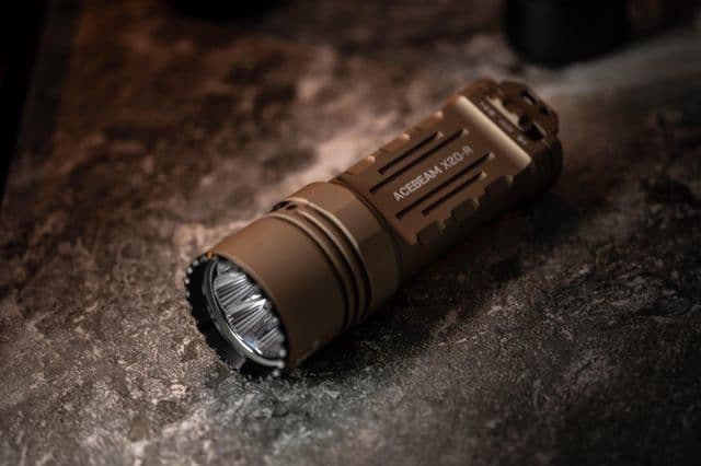 ACEBEAM X20-R デザートタン SFT-25R 6500K 8000L - メルカリ