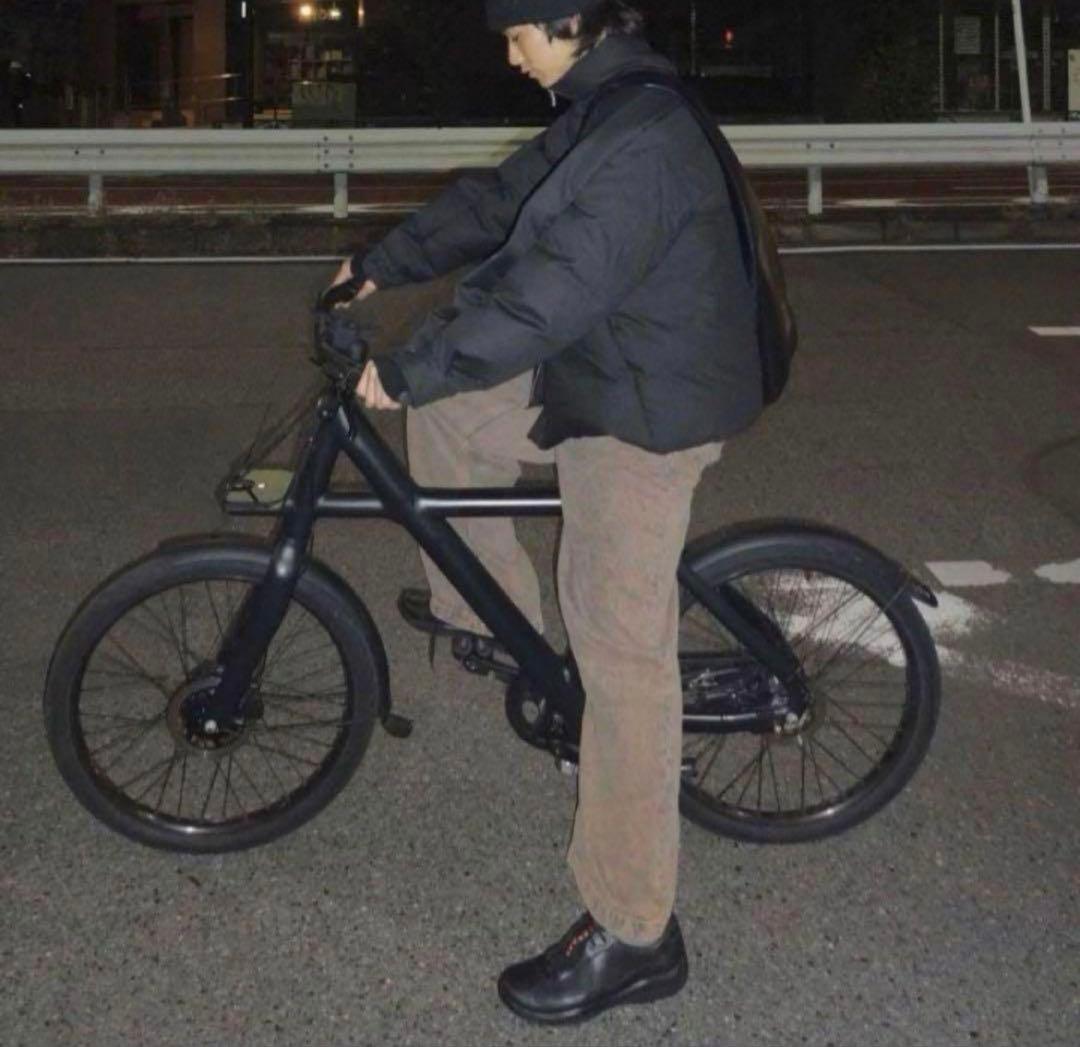 PRADA SPORTS レザースニーカー 深水光太 sullen 2026年最新】深水光太 pradaの人気アイテム - メルカリ