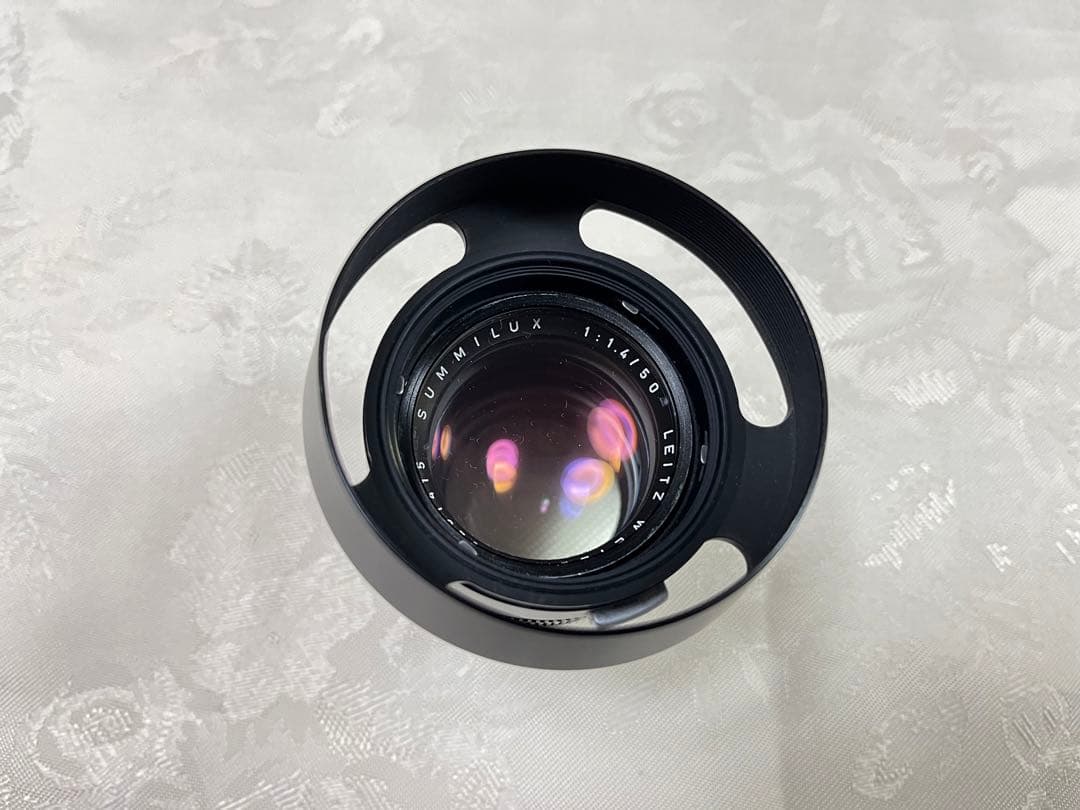 ライカ　ズミルクス　Summilux　f1.4 50mmレンズ フード付　美品 往年の銘玉を復刻した「ライカ ズミルックス M f1.4/50mm」 - デジカメ