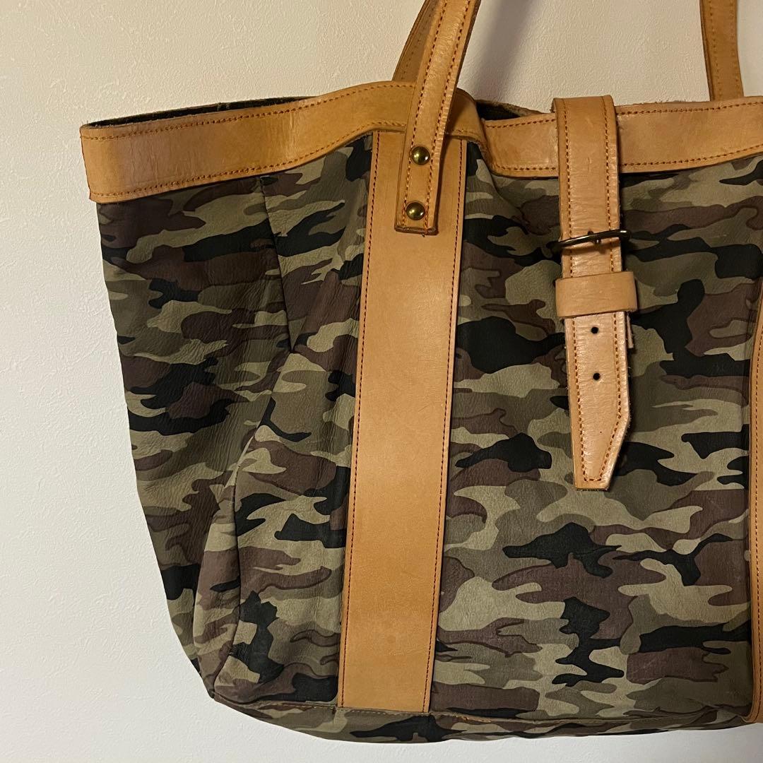 《HARRY☆HANNY》ミリタリー柄トートバッグ　ハンドメイド　大きめ