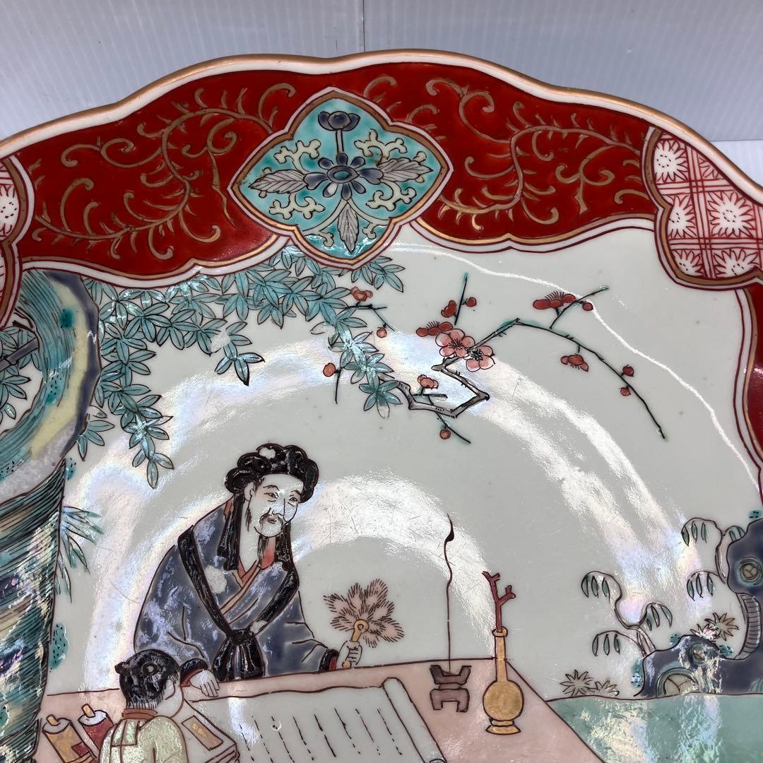希少】江戸後期？ 古伊万里 色絵 唐人図 大皿 径約32cm 輪花皿 骨董品
