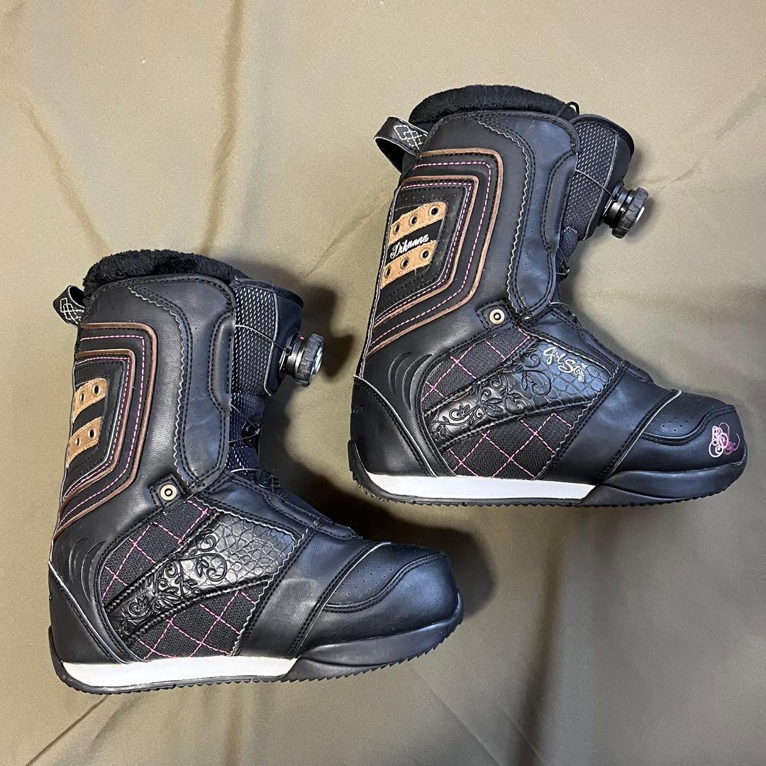 スノーボードブーツ　Burton　女性用　23.5cm