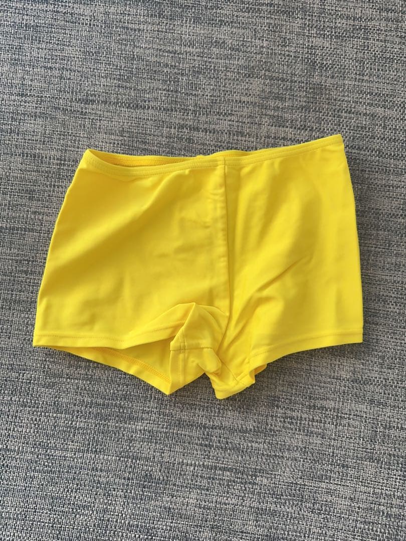 チアダンスJUMPS ほぼ新品Jr,L記名なし ポンポンx2 - メルカリ