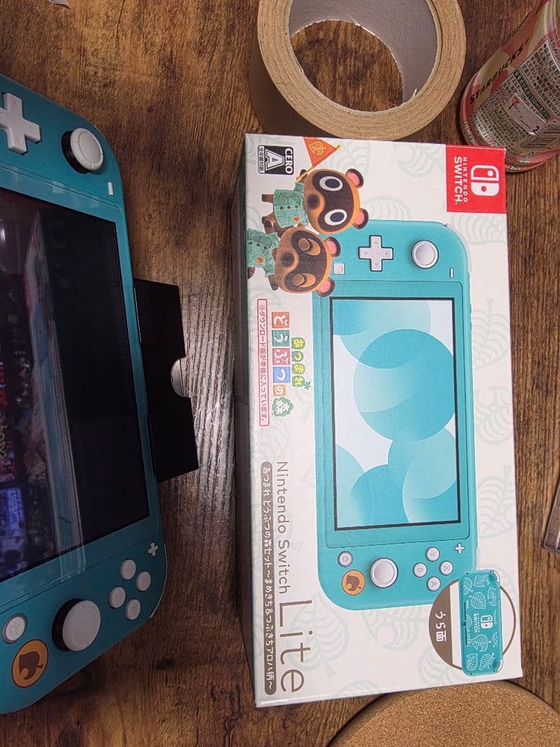 Nintendo Switch Lite どうぶつの森デザイン